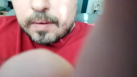 Snapshot of dwizziz chatting on 10/23/25, 11:42 Ivan online show from 10/23/25, 11:42