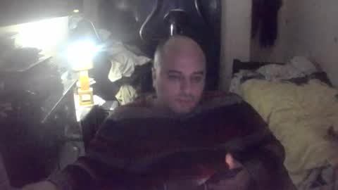 Snapshot of dwizziz chatting on 11/25/25, 07:03 Ivan online show from 11/25/25, 07:03