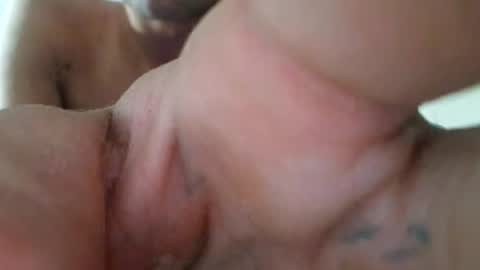Snapshot of dx1122 chatting on 06/22/26, 06:05 dx1122 online show from 06/22/26, 06:05