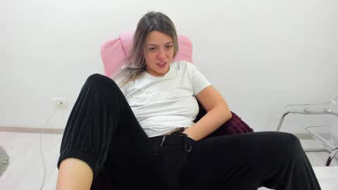 dayana online show from 12/23/24, 02:45