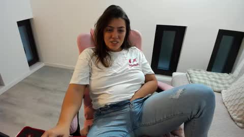 dayana online show from 10/09/25, 04:32