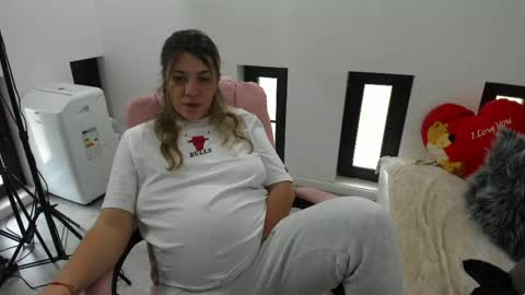 dayana online show from 06/02/26, 05:09