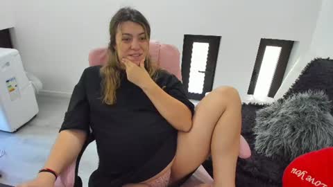 dayana online show from 06/17/26, 06:05