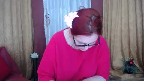 Snapshot of dyannelovee chatting on 03/01/26, 11:40 Dyanne online show from 03/01/26, 11:40