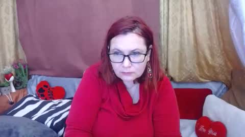 Snapshot of dyannelovee chatting on 04/13/26, 02:28 Dyanne online show from 04/13/26, 02:28