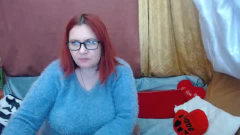 Snapshot of dyannelovee chatting on 05/15/26, 10:17 Dyanne online show from 05/15/26, 10:17