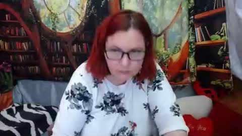 Snapshot of dyannelovee chatting on 05/21/26, 07:48 Dyanne online show from 05/21/26, 07:48