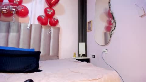 Snapshot of dylan_and_kim chatting on 02/15/26, 12:25 dylan_and_kim online show from 02/15/26, 12:25