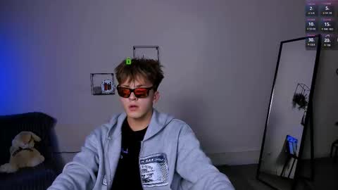 dylan_bold online show from 09/15/25, 07:25