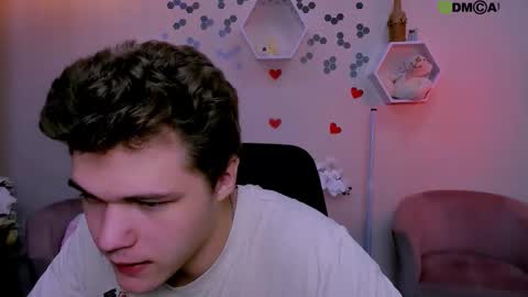 dylan_bold online show from 09/27/25, 07:08