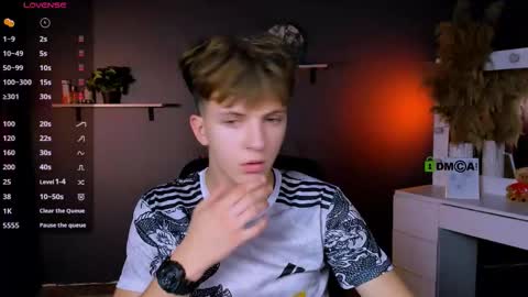 dylan_bold online show from 10/08/25, 07:11