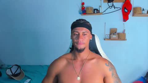 Snapshot of dylan_jake1 chatting on 02/04/26, 01:39 Dylan online show from 02/04/26, 01:39