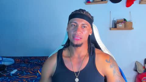 Snapshot of dylan_jake1 chatting on 03/11/26, 04:18 Dylan online show from 03/11/26, 04:18