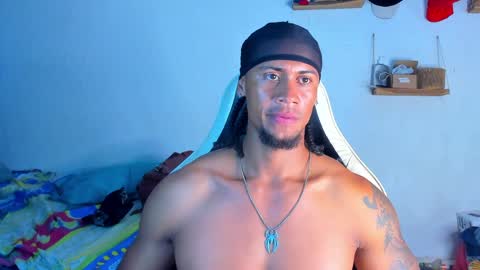 Snapshot of dylan_jake1 chatting on 04/01/26, 03:40 Dylan online show from 04/01/26, 03:40