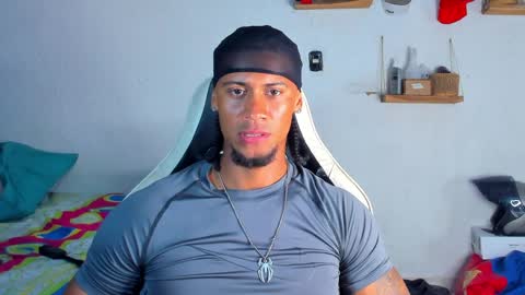 Snapshot of dylan_jake1 chatting on 04/02/26, 02:53 Dylan online show from 04/02/26, 02:53