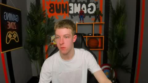 Dylan online show from 04/20/26, 01:47