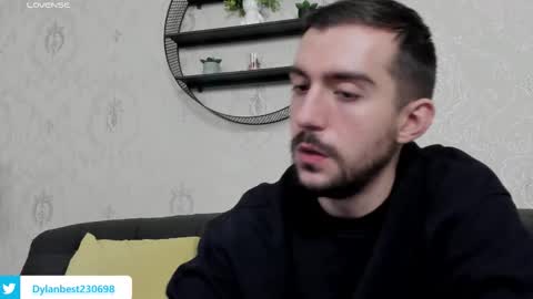 Snapshot of dylan_starxx chatting on 01/13/26, 11:32 Dylan online show from 01/13/26, 11:32