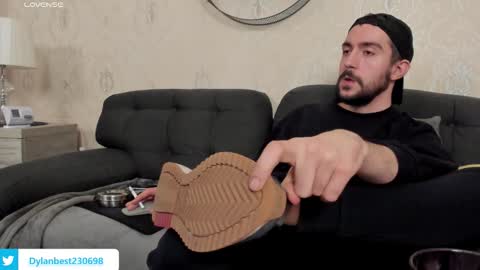 Snapshot of dylan_starxx chatting on 02/03/26, 10:59 Dylan online show from 02/03/26, 10:59