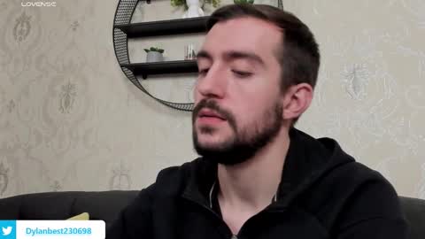 Snapshot of dylan_starxx chatting on 02/05/26, 12:04 Dylan online show from 02/05/26, 12:04