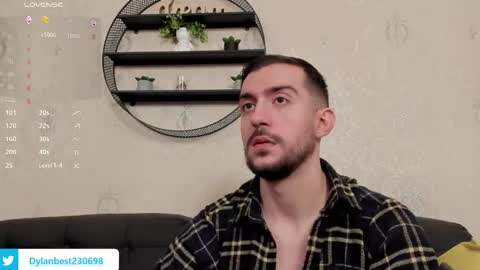 Snapshot of dylan_starxx chatting on 02/16/26, 09:44 Dylan online show from 02/16/26, 09:44