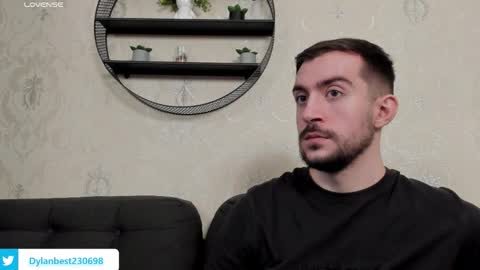 Snapshot of dylan_starxx chatting on 02/20/26, 10:54 Dylan online show from 02/20/26, 10:54