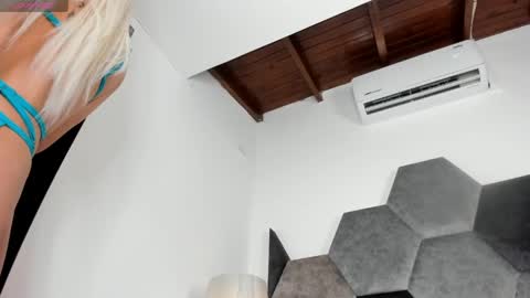 dylan_turner_ online show from 09/29/25, 09:19