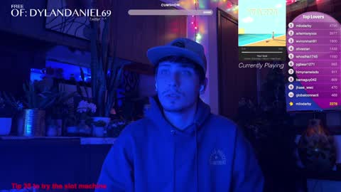 Snapshot of dylandaniel69 chatting on 12/03/24, 08:49 Dylan Daniel 7.8 online show from 12/03/24, 08:49