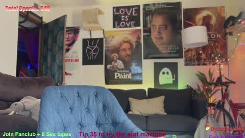 Snapshot of dylandaniel69 chatting on 01/28/25, 08:58 Dylan Daniel 7.8 online show from 01/28/25, 08:58