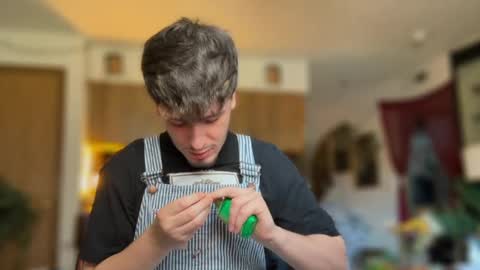 Snapshot of dylandaniel69 chatting on 09/11/25, 06:19 Dylan Daniel 7.8 online show from 09/11/25, 06:19