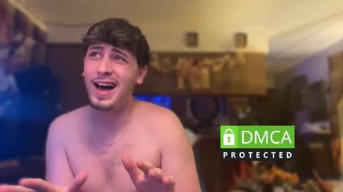 Snapshot of dylandaniel69 chatting on 12/17/25, 01:00 Dylan Daniel 7.8 online show from 12/17/25, 01:00