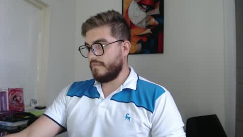 Snapshot of dylanhot10 chatting on 03/01/25, 10:31 dylanhot10 online show from 03/01/25, 10:31