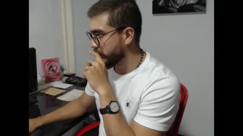 Snapshot of dylanhot10 chatting on 10/09/25, 11:25 dylanhot10 online show from 10/09/25, 11:25