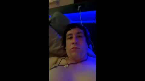 Snapshot of dylanjowelch chatting on 04/05/26, 11:07 Aurora online show from 04/05/26, 11:07