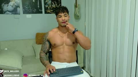 Snapshot of dylanrivera_ chatting on 11/19/25, 01:38 Dylan Rivera online show from 11/19/25, 01:38