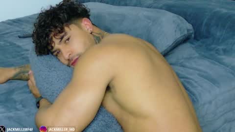 Snapshot of dylanrivera_ chatting on 02/08/26, 05:44 Dylan Rivera online show from 02/08/26, 05:44