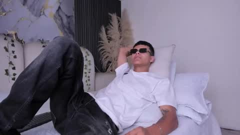 dylanroyce_ online show from 03/13/26, 12:34