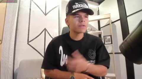 dylanroyce_ online show from 05/12/26, 12:46