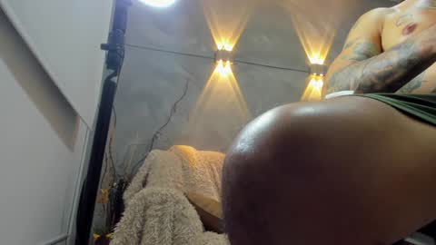 D Y L A N online show from 12/26/24, 12:25