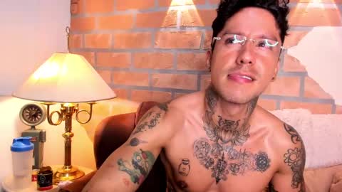 D Y L A N online show from 03/07/25, 11:49