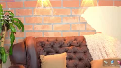 D Y L A N online show from 09/30/25, 11:32