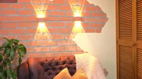 D Y L A N online show from 10/03/25, 12:07