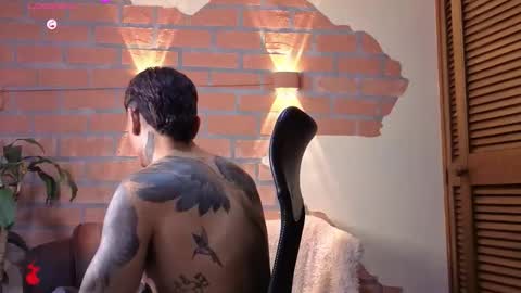 D Y L A N online show from 11/30/25, 10:03