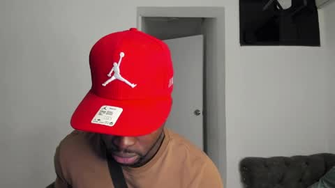 Dylan Taylor online show from 05/10/26, 12:21