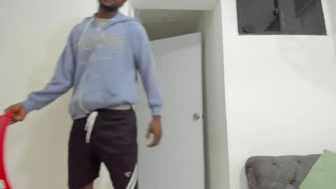 Dylan Taylor online show from 05/11/26, 12:44