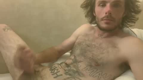 Snapshot of dylp400 chatting on 12/20/24, 10:05 dylp400 online show from 12/20/24, 10:05