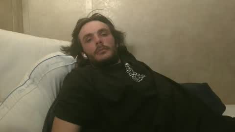 Snapshot of dylp400 chatting on 12/22/24, 03:22 dylp400 online show from 12/22/24, 03:22