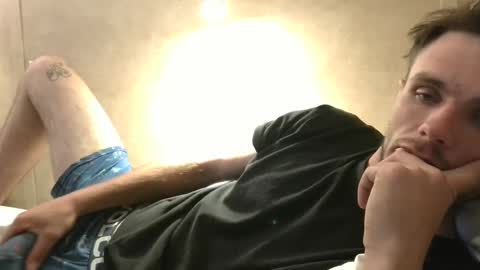 Snapshot of dylp400 chatting on 01/18/25, 11:21 dylp400 online show from 01/18/25, 11:21