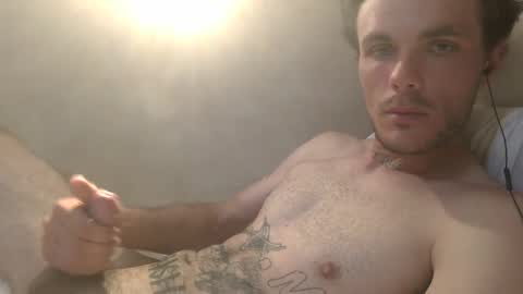 Snapshot of dylp400 chatting on 02/08/25, 11:55 dylp400 online show from 02/08/25, 11:55