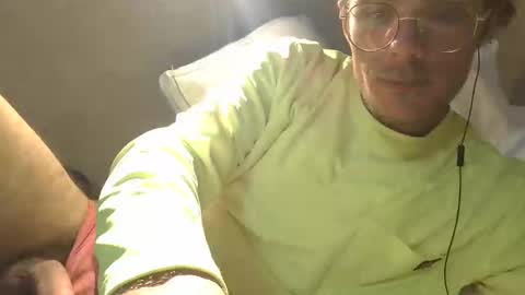 Snapshot of dylp400 chatting on 03/07/25, 06:24 dylp400 online show from 03/07/25, 06:24