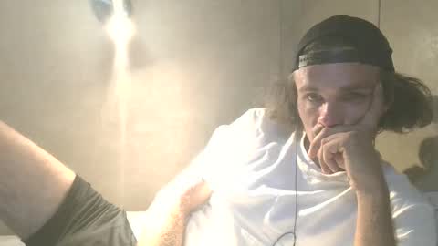 Snapshot of dylp400 chatting on 09/27/25, 11:15 dylp400 online show from 09/27/25, 11:15